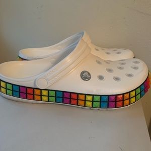 Like new condition. Crocs Crocband Classic 3D Rainbow Shapes. M7/W9